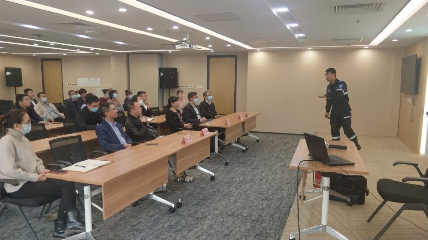 北工投资举办安全培训演练 共筑公司安全防线-1.jpg